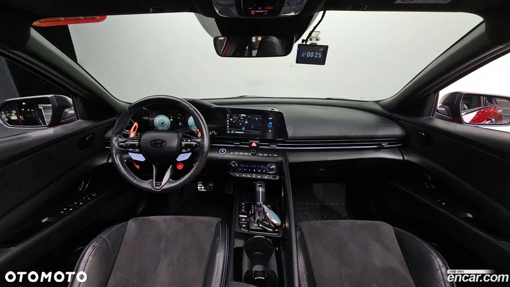 Hyundai Elantra - 6