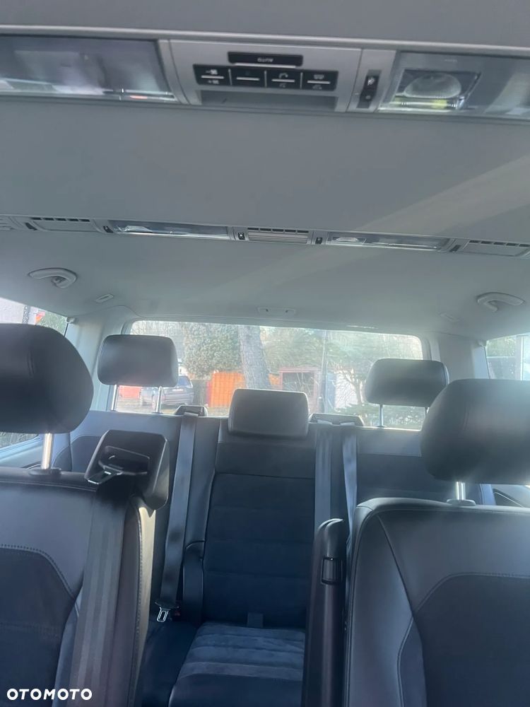 Volkswagen Multivan 2.0 BiTDI L1 Highline DSG - 9