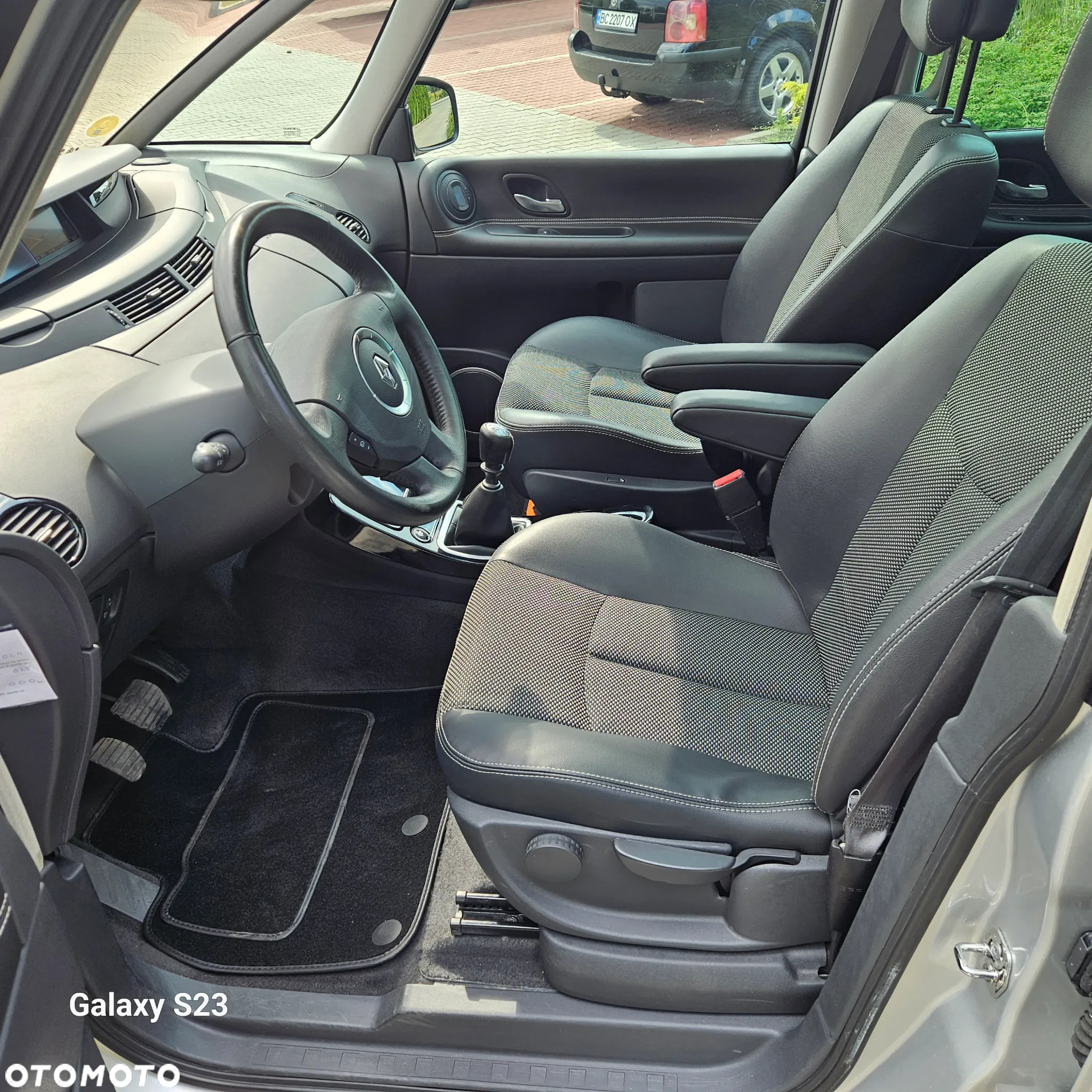 Renault Espace 2.0 dCi FAP Dynamique - 18