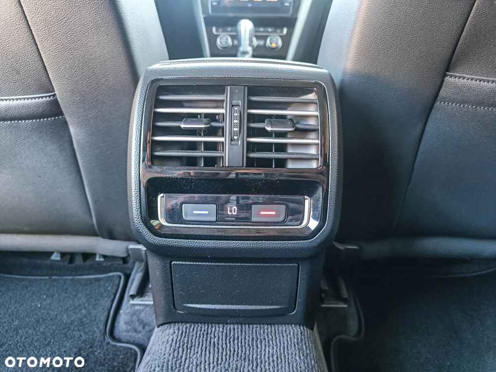 Volkswagen Passat 2.0 TSI BMT Highline DSG - 25