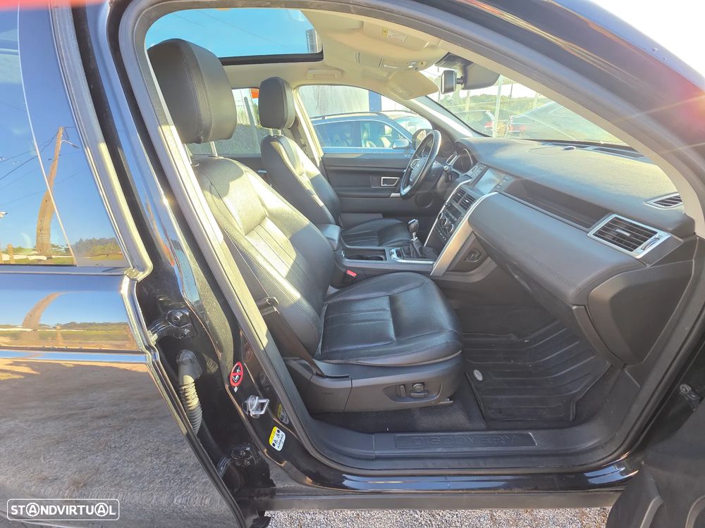 Land Rover Discovery Sport 2.0 TD4 HSE Luxury - 24