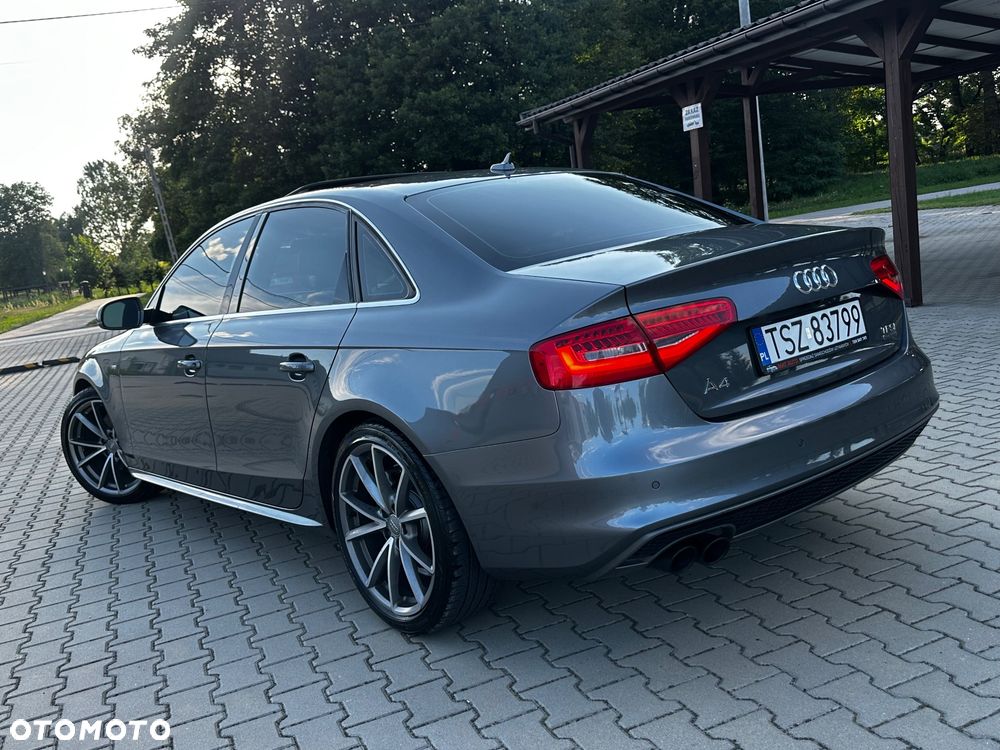 Audi A4 Limousine - 16