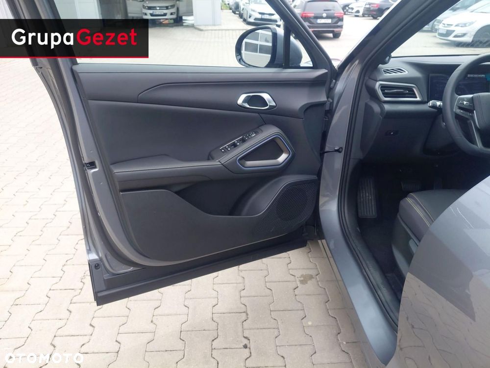 BYD Atto 2 DM-i - 8