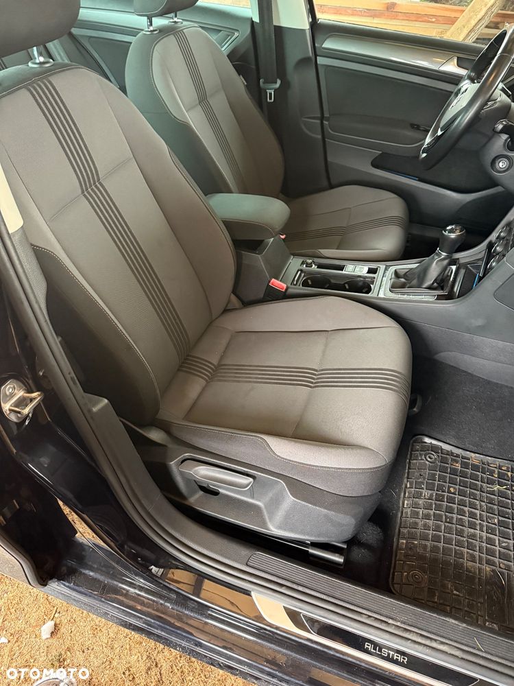 Volkswagen Golf 1.6 TDI BlueMotion Technology Allstar - 20