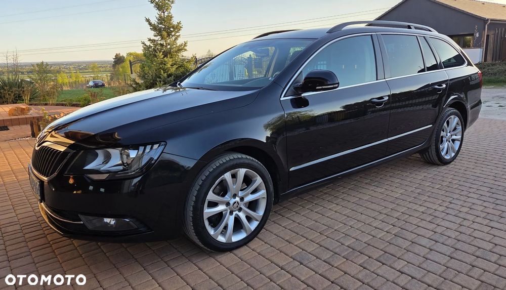 Skoda Superb 2.0 TDI Elegance - 2