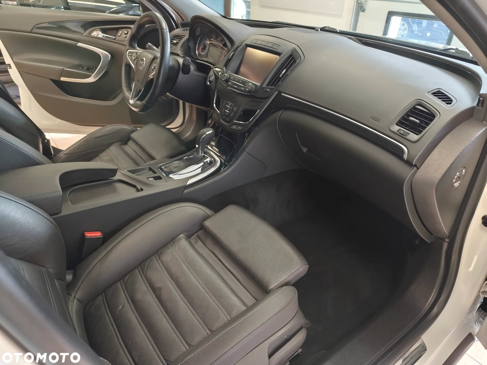 Opel Insignia 1.6 CDTI Edition - 16