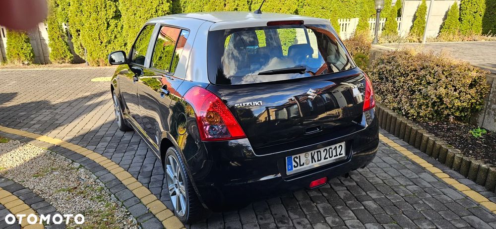 Suzuki Swift 1.3 Black and White - 3