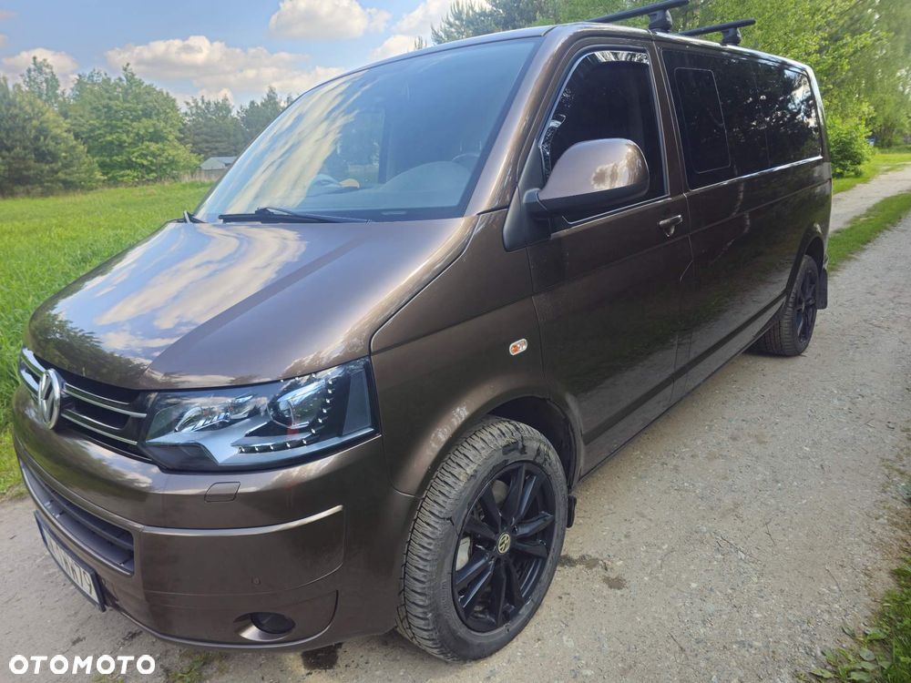 Volkswagen Multivan - 2