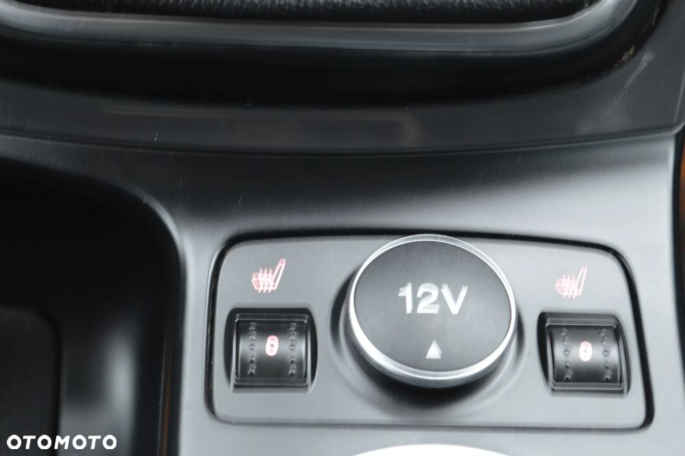 Ford Kuga 2.0 TDCi 4x4 Titanium - 22