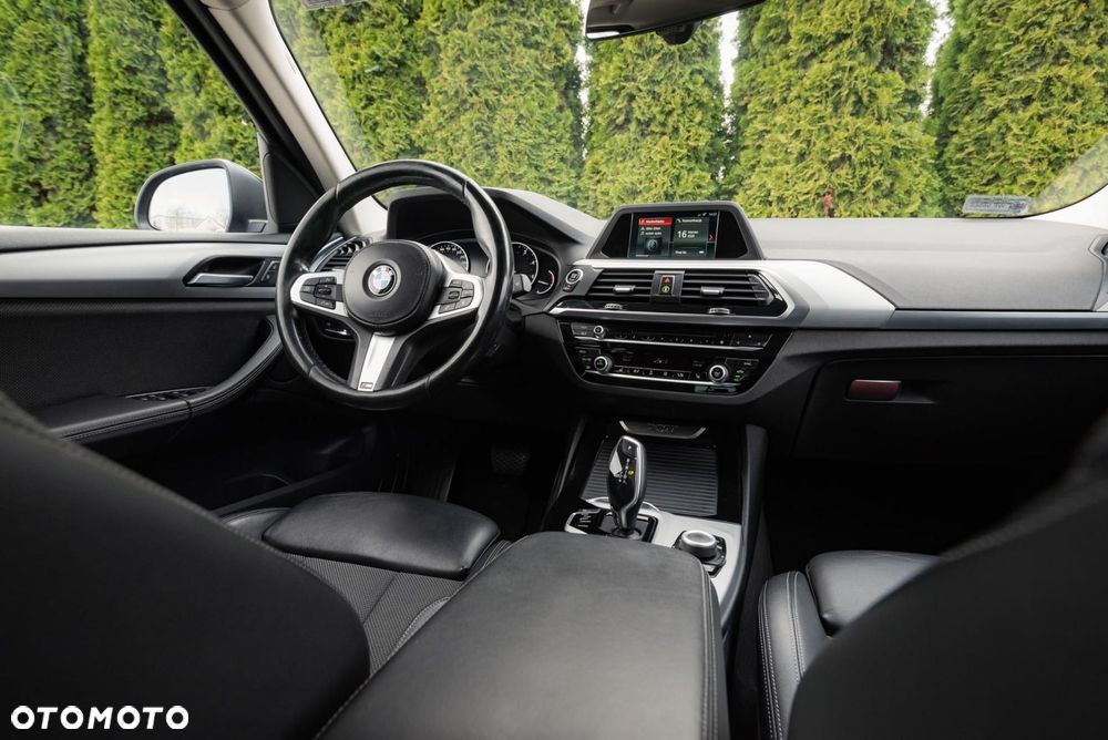 BMW X3 xDrive20d - 16