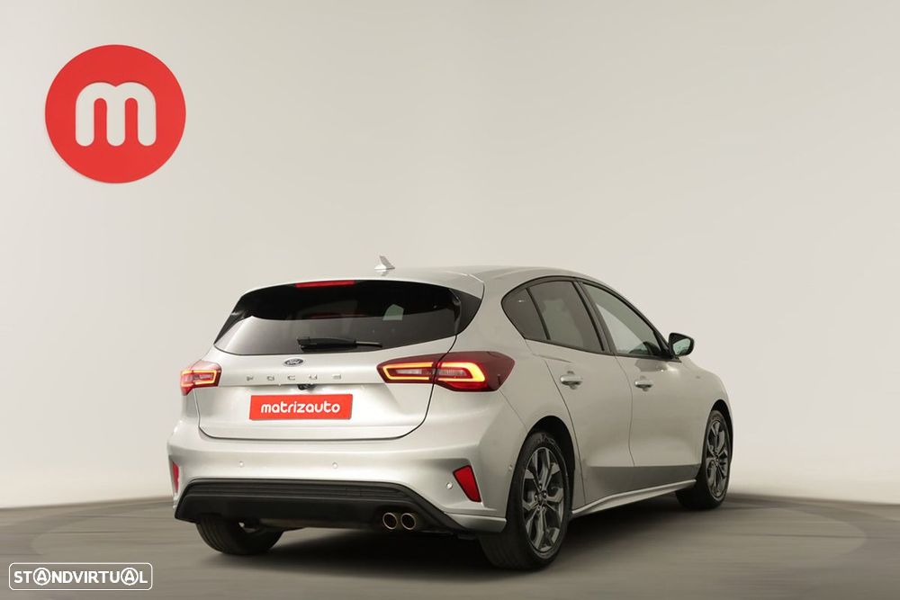 Ford Focus 1.0 EcoBoost MHEV ST-Line X - 4