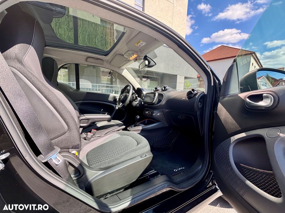 Smart Fortwo EQ - 10