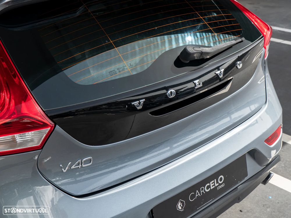 Volvo V40 2.0 D2 Momentum - 10