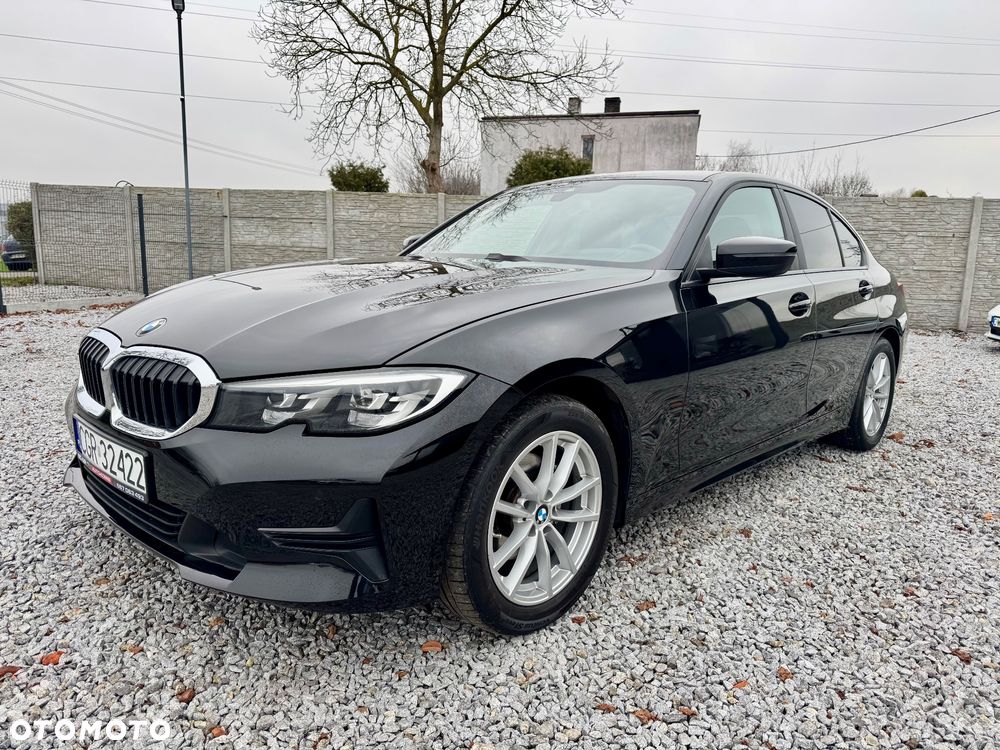 BMW Seria 3 320d M Sport - 2