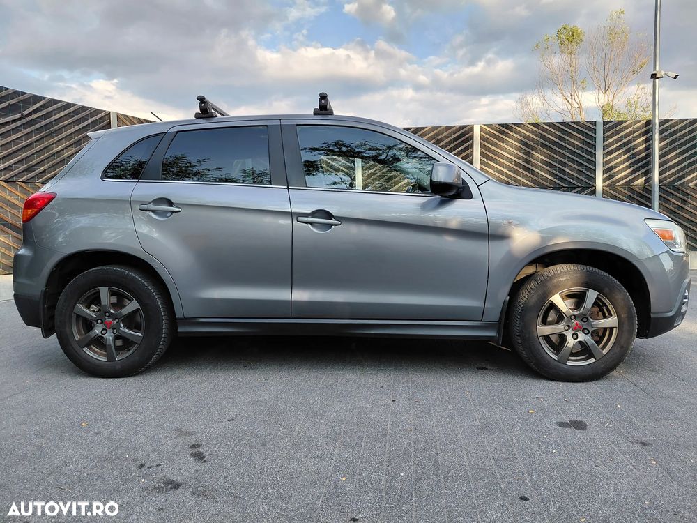 Mitsubishi ASX - 3