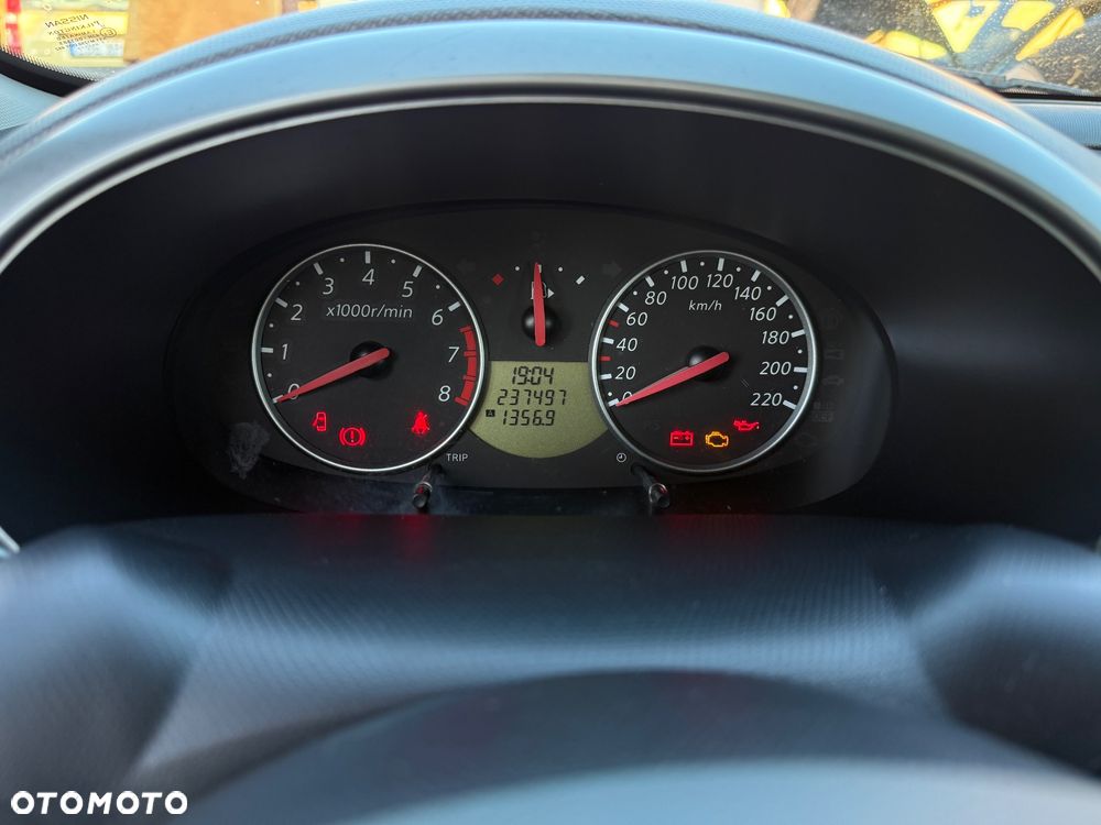 Nissan Micra - 10