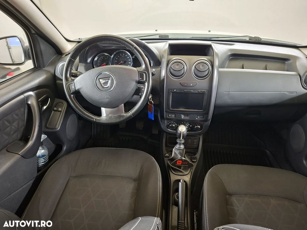 Dacia Duster 1.2 TCe 4x2 Laureate - 16