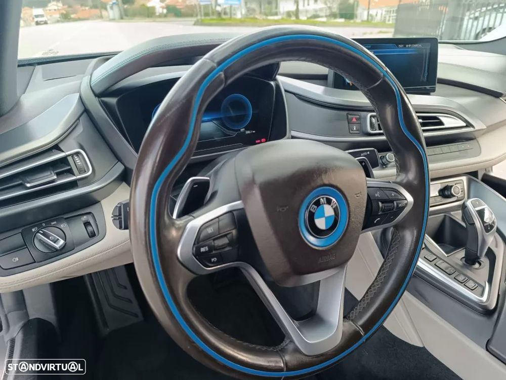 BMW i8 Standard - 23