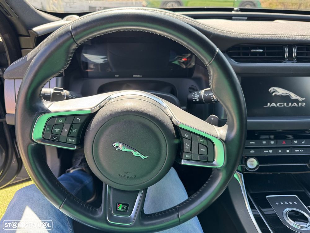 Jaguar XF 20d Aut. R-Sport - 9