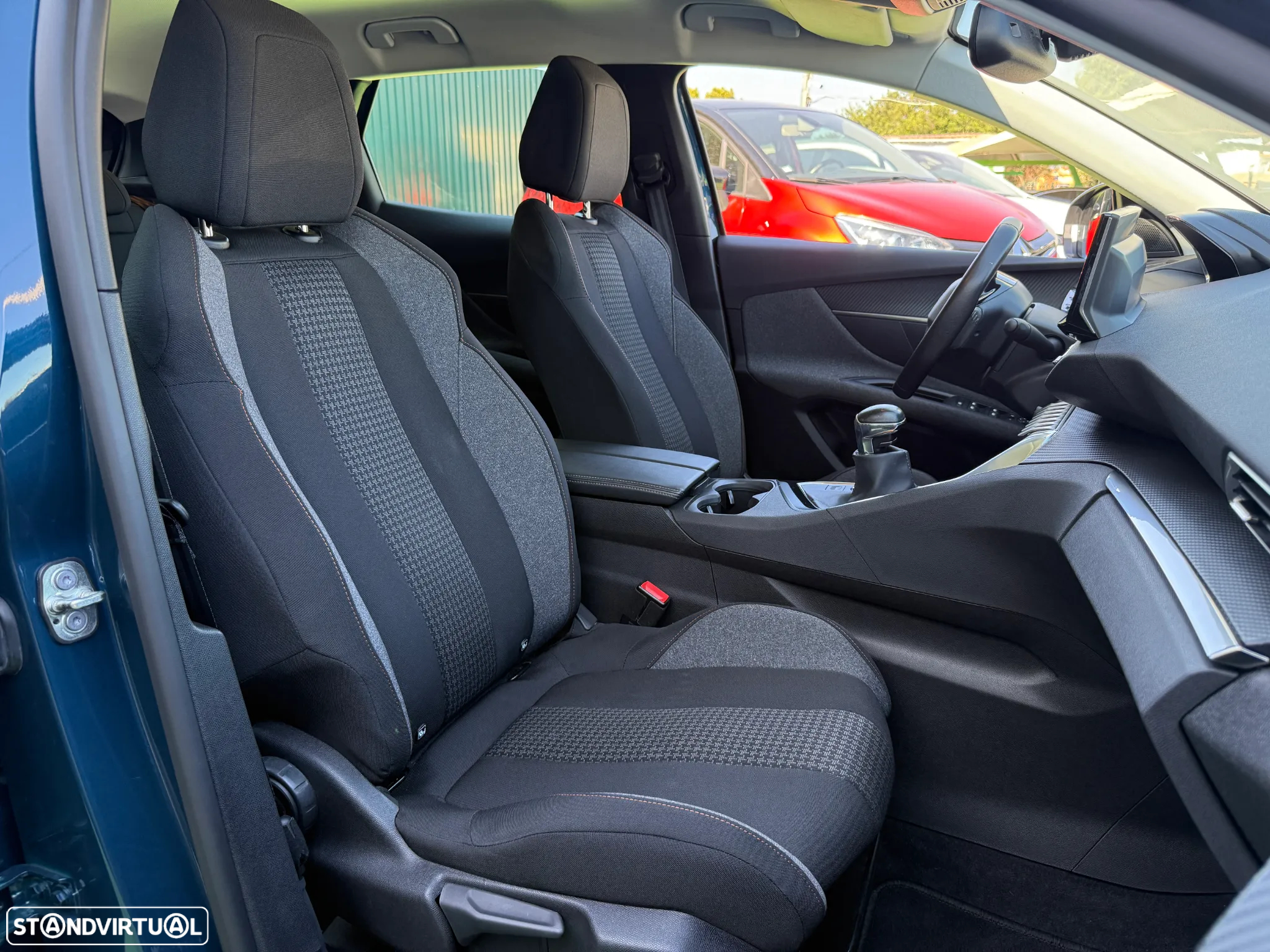 Peugeot 3008 1.5 BlueHDi Allure - 28