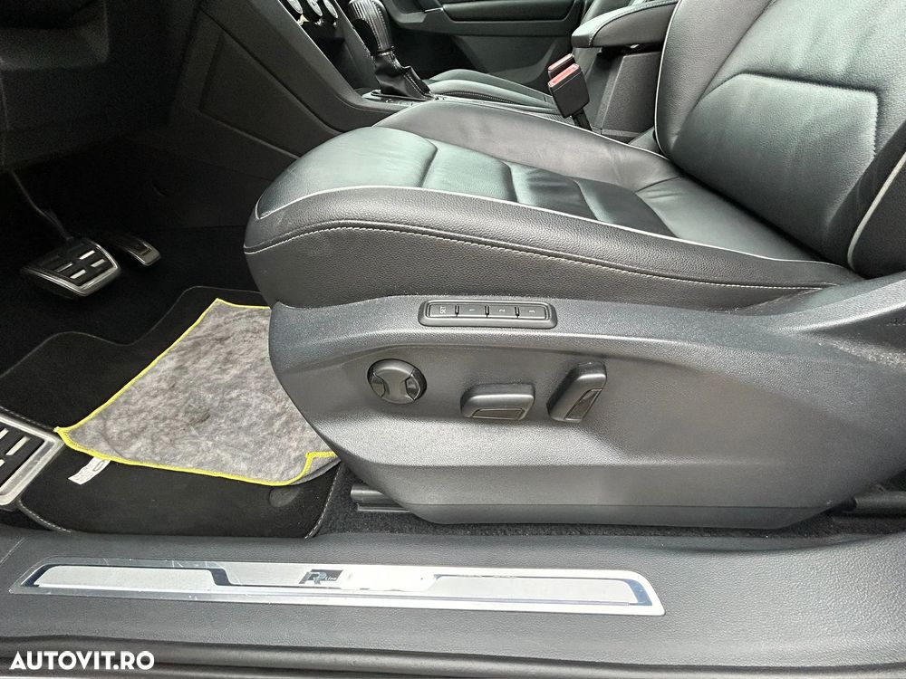 Volkswagen Tiguan - 12