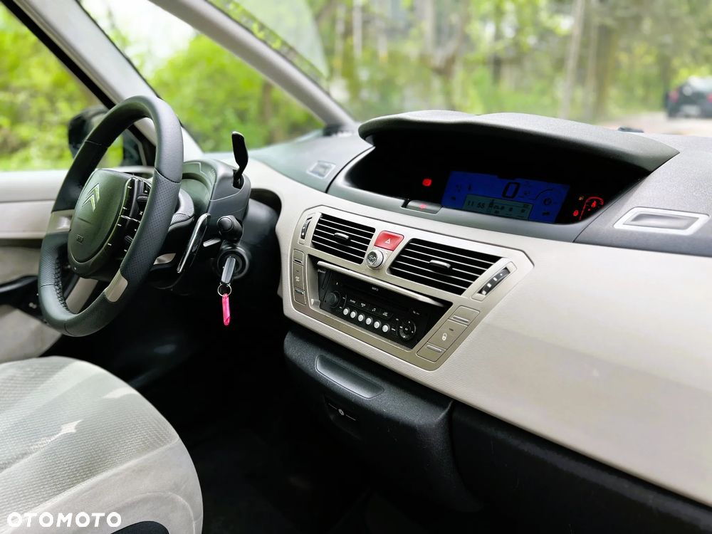 Citroën C4 Picasso - 13