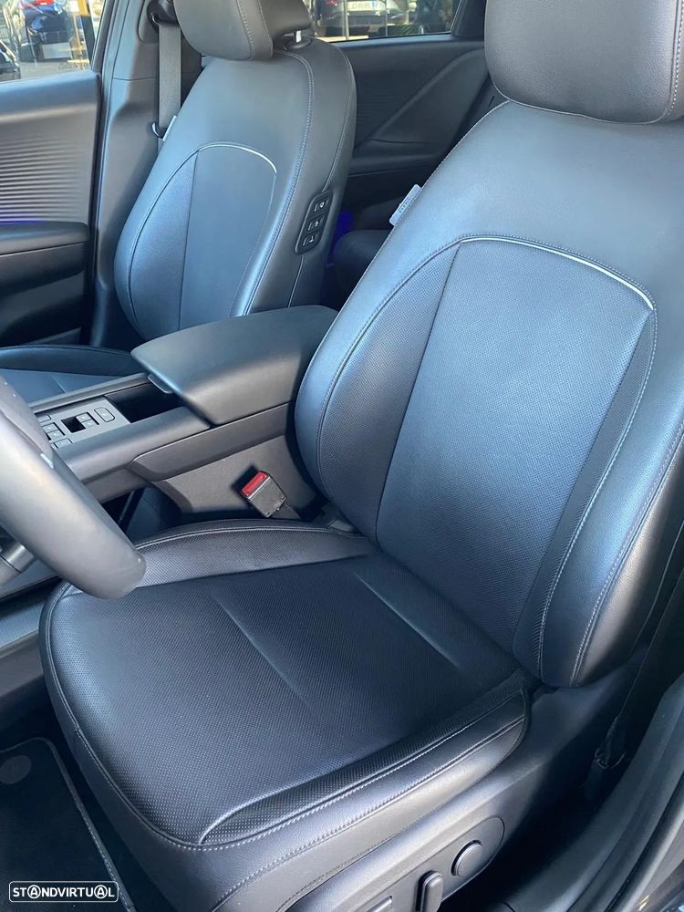 Hyundai Ioniq 6 77,4 kWh 4WD Uniq - 18