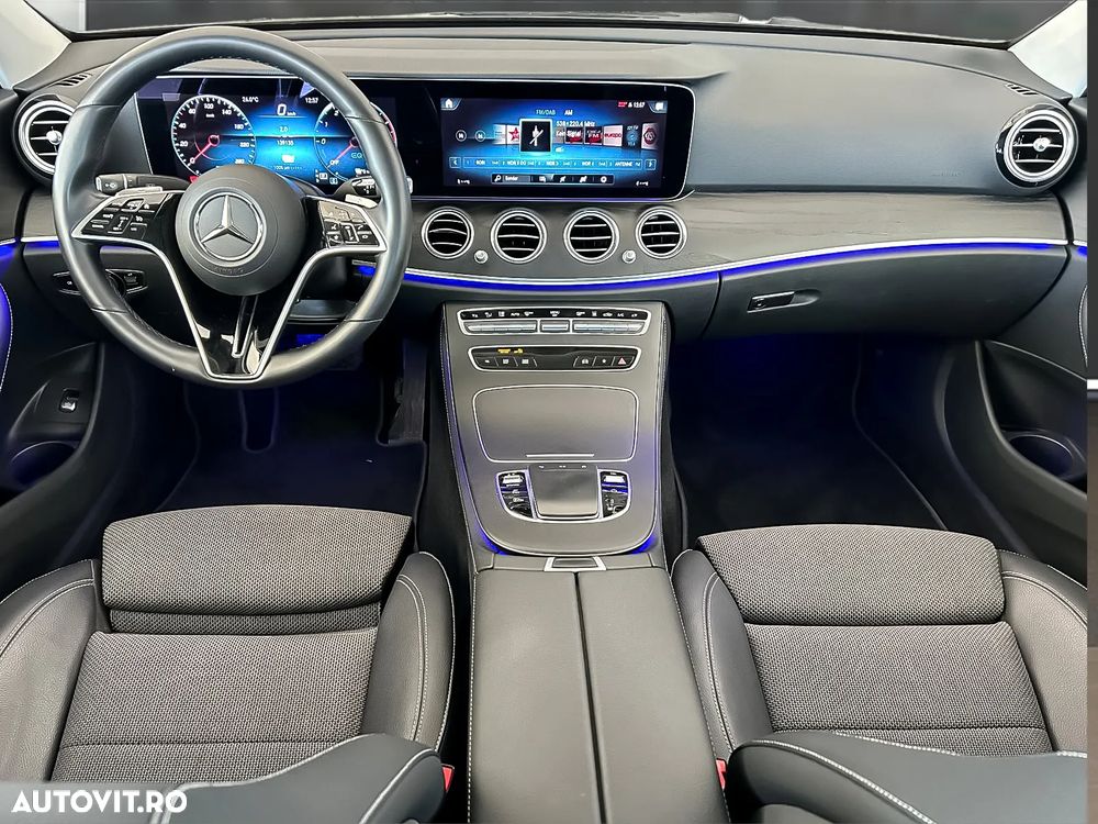 Mercedes-Benz E 300 de Aut. - 14