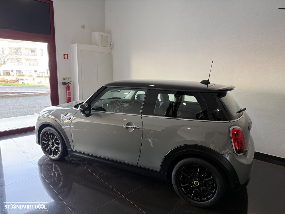 MINI 3 Portas Cooper SE Classic - 3