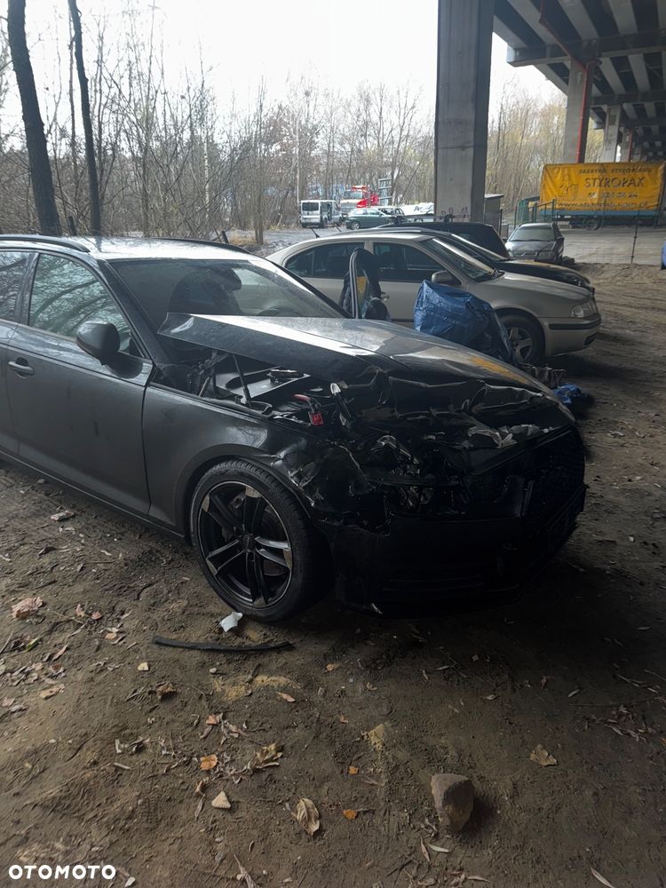 Audi A4 Avant 3.0 TDI quattro tiptronic - 24