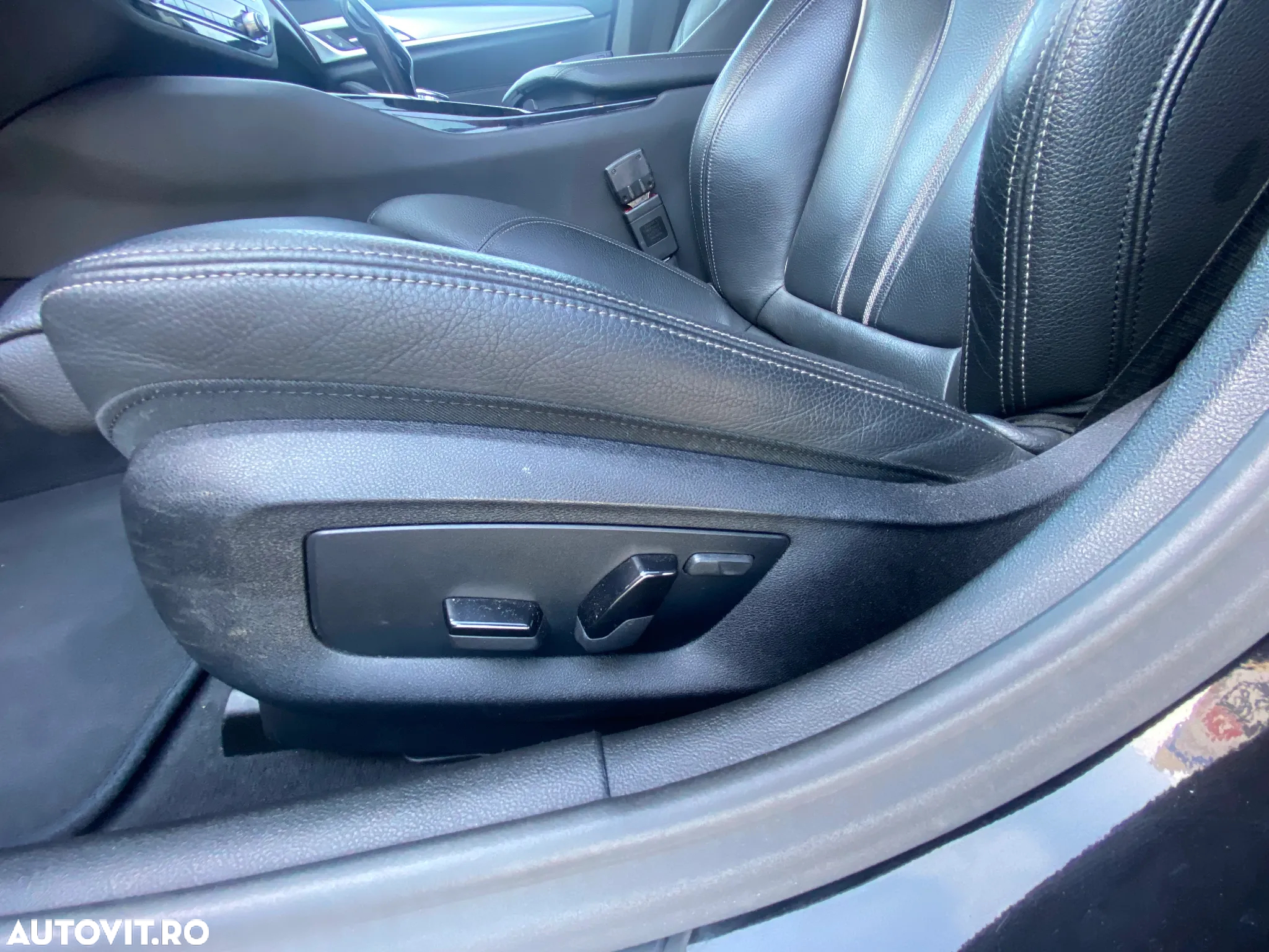 BMW Seria 5 518d AT MHEV - 13