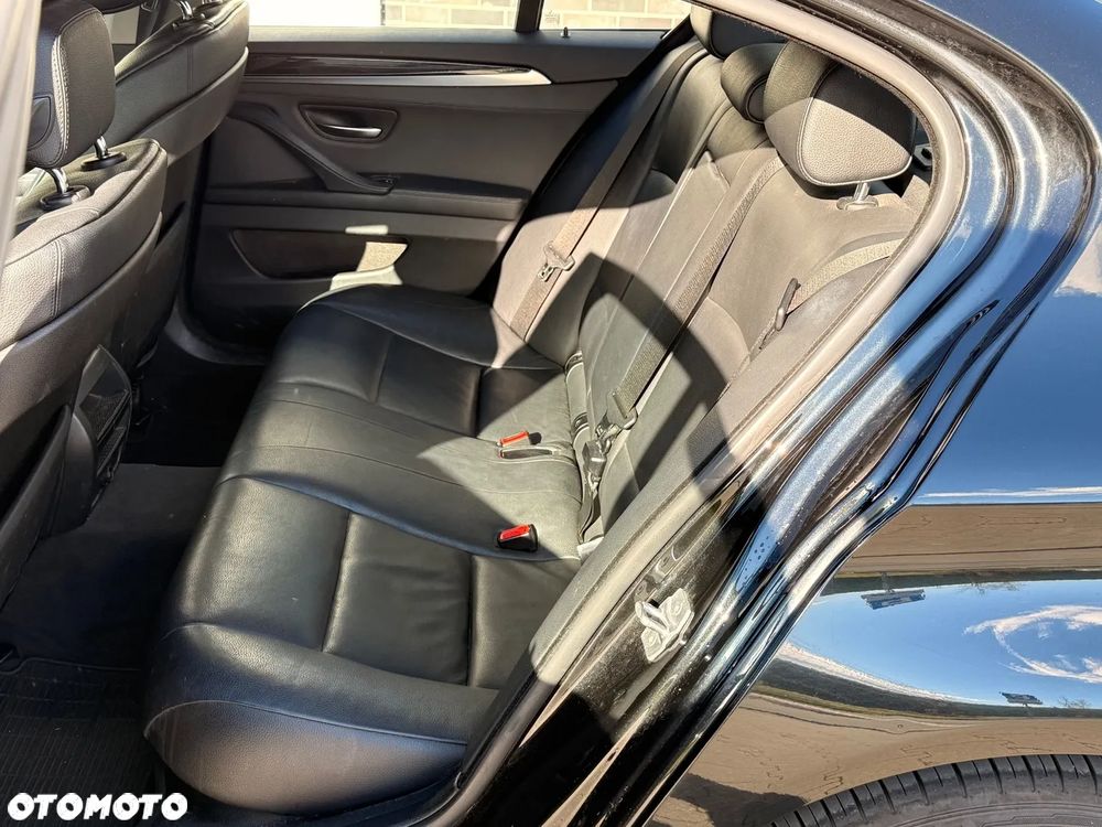 BMW Seria 5 520d - 12