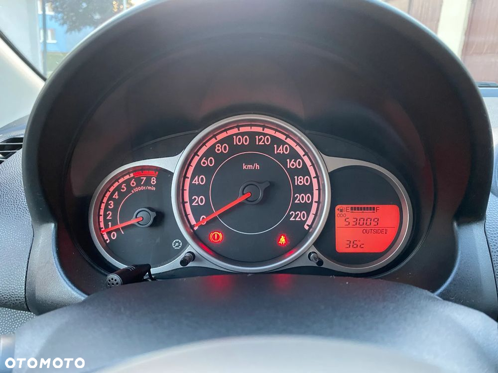 Mazda 2 1.3 Exclusive + - 25
