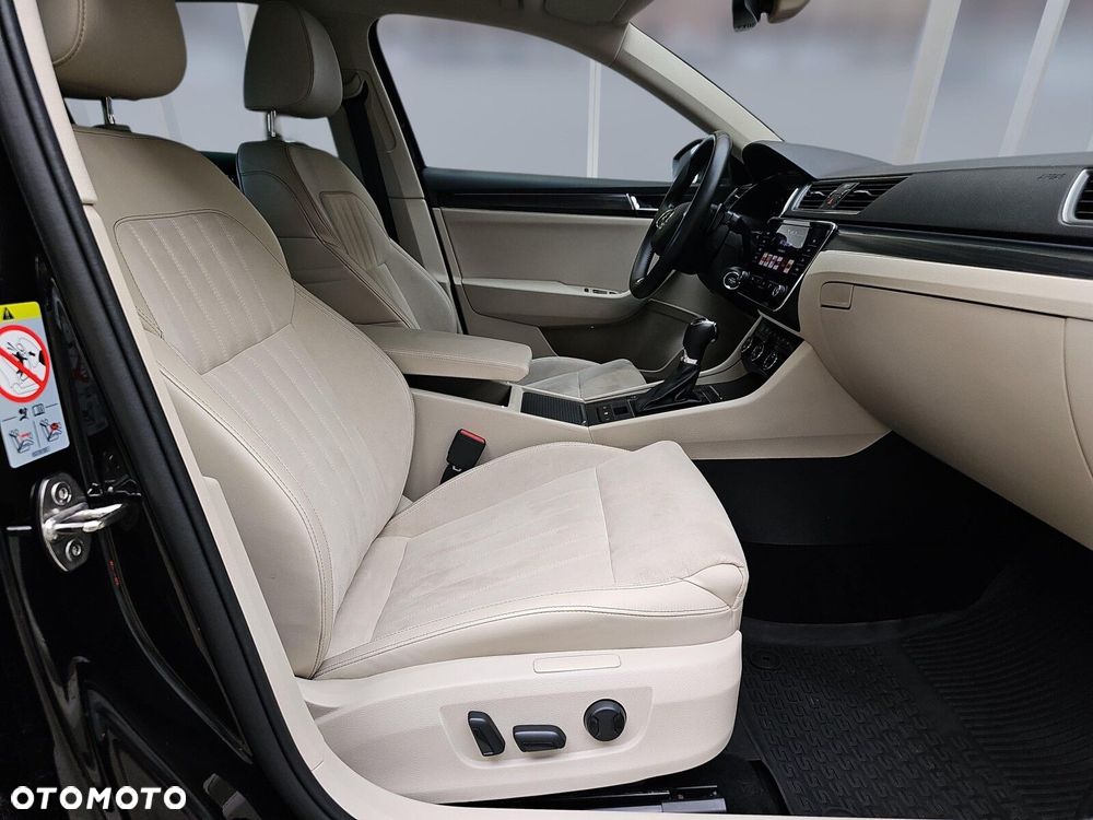 Skoda Superb 2.0 TSI Style DSG - 11
