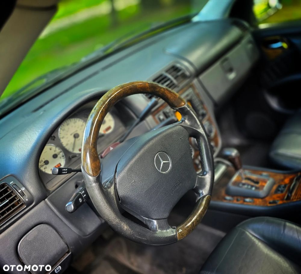 Mercedes-Benz ML 55 AMG - 14