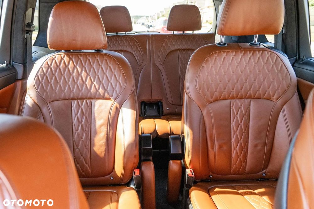 BMW X7 xDrive40i - 26