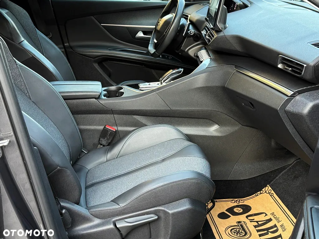 Peugeot 3008 1.5 BlueHDi Allure S&S EAT8 - 18
