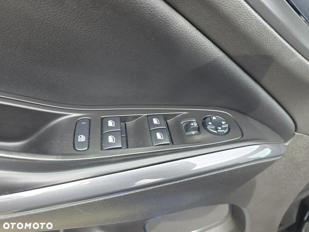 Opel Grandland X 1.2 T GPF Elegance S&S - 23