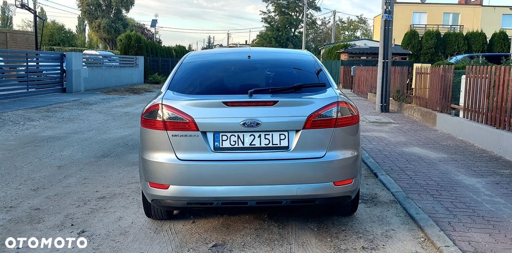 Ford Mondeo - 4