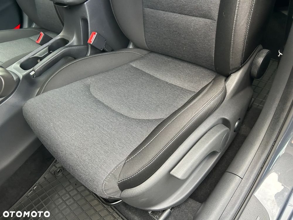 Hyundai i30 1.5 T-GDI 48V Smart DCT - 12