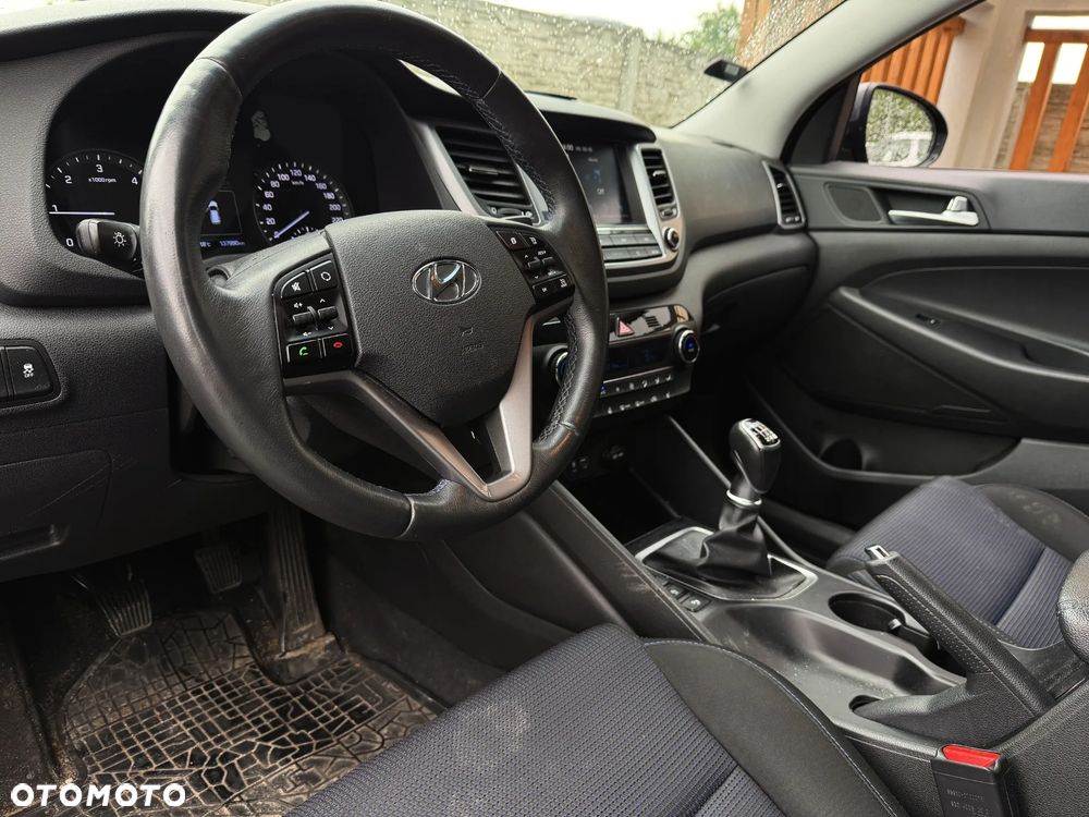Hyundai Tucson blue 1.7 CRDi 2WD Style - 13