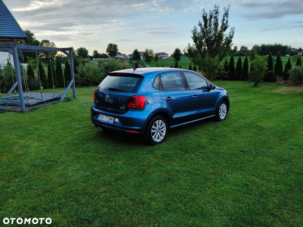 Volkswagen Polo 1.4 TDI (Blue Motion Technology) Comfortline - 4