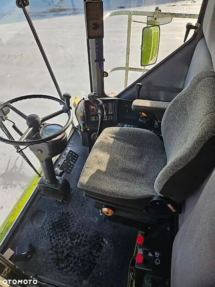 Claas Dominator 108 SL Maxi + Header 5,1m - 12