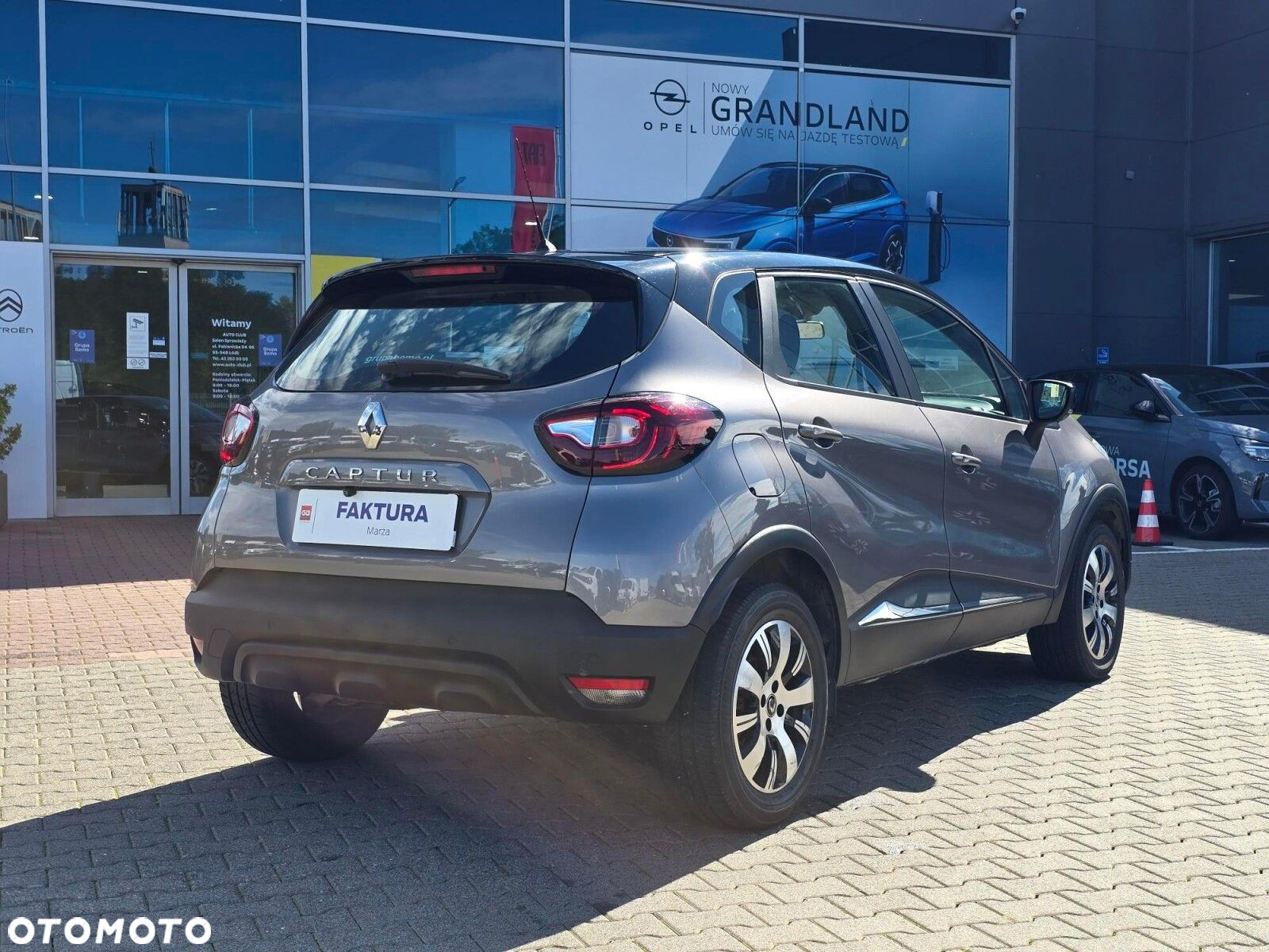 Renault Captur - 6