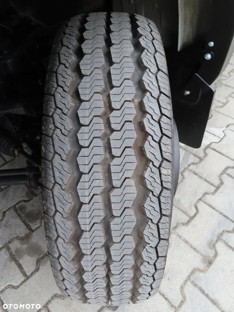 Iveco DAILY 70C16 Wywrotka Siatkowa Kiper Wywrot x 3 Strony 4.20 CM Długi 8 E.Palet Renomowanej Firmy ROMCAR Rozstaw Osi 4100 mm HAK 3500 Kg 40 Tys Km Przeb. Stan Auta JAK NOWY - 29