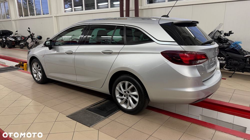 Opel Astra 1.5 D Start/Stop 120 Jahre - 10