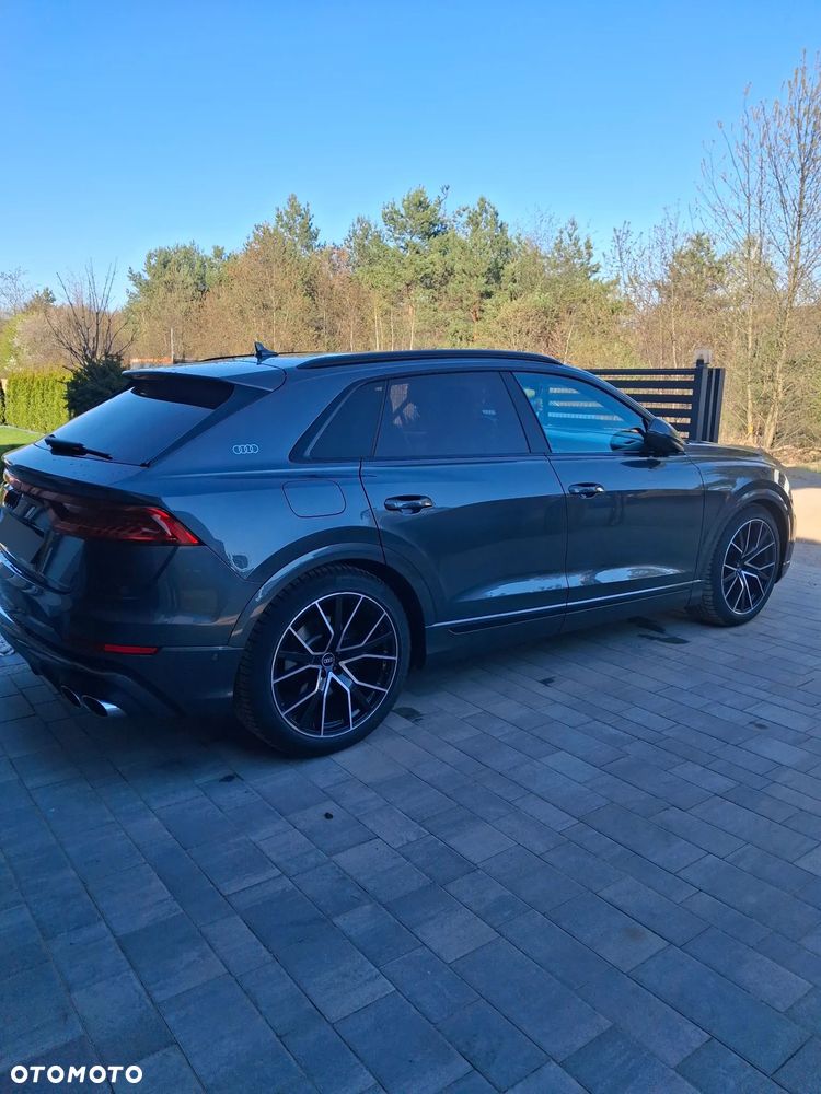 Audi SQ8 - 12