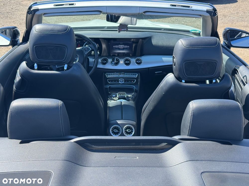 Mercedes-Benz Klasa E 200 4-Matic 9G-TRONIC - 25
