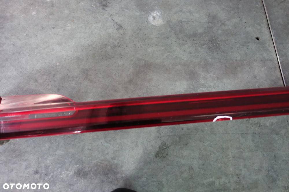 LAMPA TYLNA BLENDA LED KLAPY E-TRON - 5