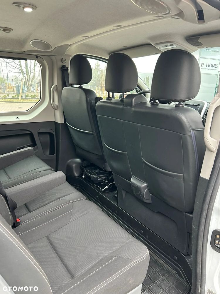 Renault Trafic - 12